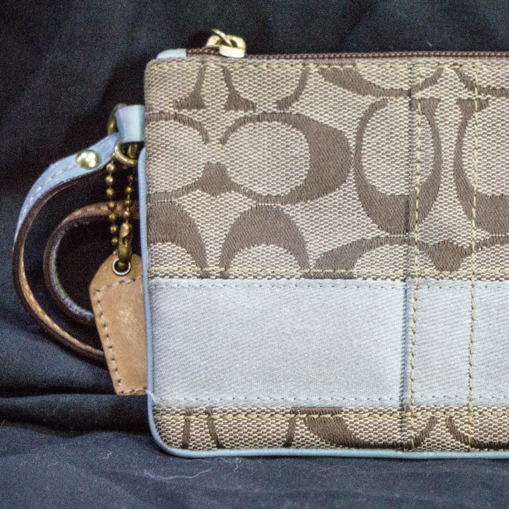 Wristlet